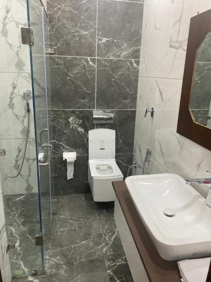 Hotel temple view inn Anandpur Sāhib Buitenkant foto