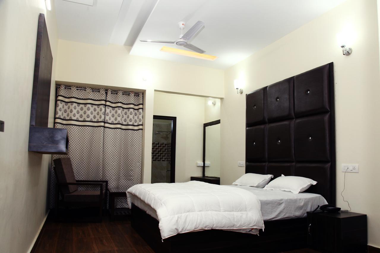 Hotel temple view inn Anandpur Sāhib Buitenkant foto