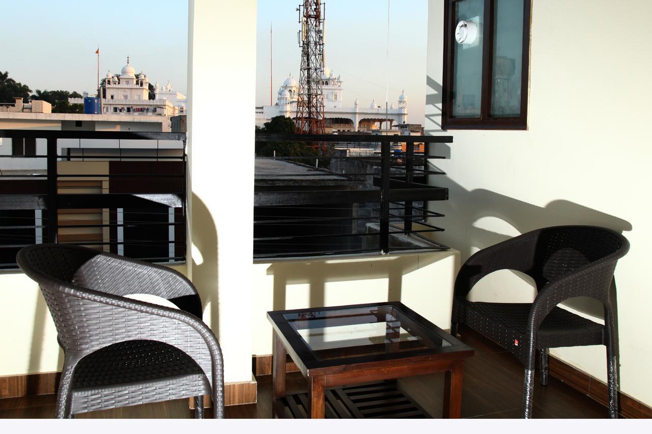 Hotel temple view inn Anandpur Sāhib Buitenkant foto